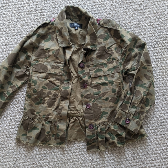 Evereve Camo Ruffle Jacket - Picture 2 of 2